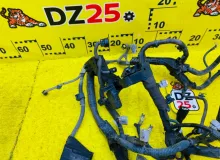 Коса двс TOYOTA ESQUIRE 2014/Цвет 220 8212128B50 ZWR80G 2ZRFXE, передняя