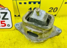 Подушка двигателя Land Rover RANGE ROVER 2005/Цвет 697 KKB500490 L322 428PS, передняя правая