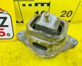 Подушка двигателя Land Rover
