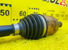 Привод HONDA FIT 2014/Цвет NH700M 44305T5C000 GP5 LEB, передний правый Привод HONDA FIT 2014/Цвет NH700M 44305T5C000 GP5 LEB, передний правый