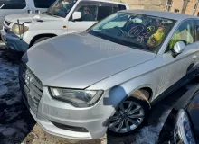 Лобовое стекло AUDI A3 2014/Цвет LX7W 8V5845099A 8VCXS CXSA, переднее