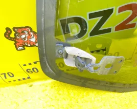 Стекло собачника TOYOTA