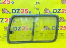 Стекло собачника TOYOTA LAND CRUISER 1992/Цвет 6M1 6271160040 FZJ80G 1FZFE, заднее правое