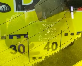 Стекло собачника TOYOTA
