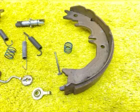 Механизм стояночного тормоза TOYOTA