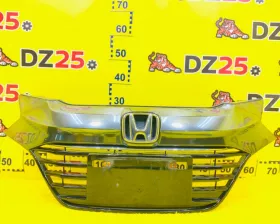 Решетка радиатора HONDA
