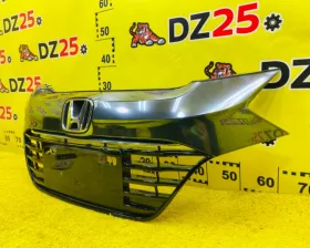 Решетка радиатора HONDA