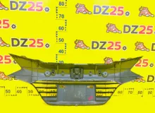 Решетка радиатора HONDA VEZEL 2014/Цвет G539P 71121T7B00 RU4 LEB, передняя