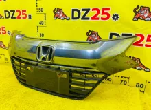 Решетка радиатора HONDA VEZEL 2014/Цвет G539P 71121T7B00 RU4 LEB, передняя