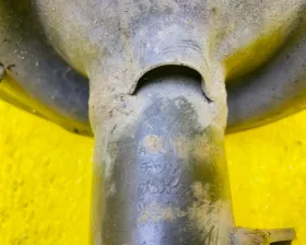 СТОЙКА ПАРА ЛЕВАЯ И ПРАВАЯ TOYOTA