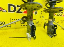 СТОЙКА ПАРА ЛЕВАЯ И ПРАВАЯ LEXUS CT200H 2011/Цвет 212 4851079105 ZWA10 2ZRFXE, передняя