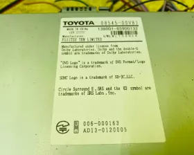 Магнитофон TOYOTA