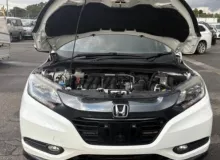 Магнитофон HONDA VEZEL 2014/Цвет NH788P 08A405S0420 RU4 LEB, передний