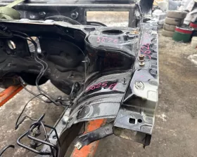 Лонжерон Mercedes-Benz