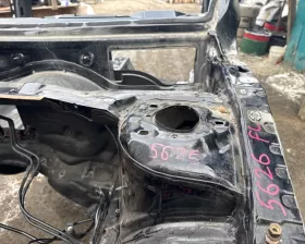 Лонжерон Mercedes-Benz