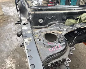 Лонжерон Mercedes-Benz