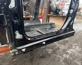 Порог кузова Mercedes-Benz