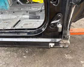 Порог кузова Mercedes-Benz