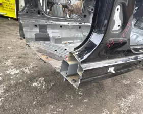 Порог кузова Mercedes-Benz