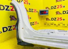 Порог кузова TOYOTA SEQUOIA 2008/Цвет 040 614030C905 USK60L 3URFE, правый