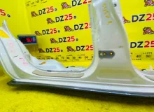 Порог кузова TOYOTA LAND CRUISER PRADO 2005/Цвет 070 6131160130 GRJ120W 1GRFE, передний правый