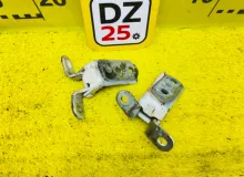 Петля дверная TOYOTA LAND CRUISER PRADO 2005/Цвет 070 6872035030 VZJ120G 5VZFE, передняя левая