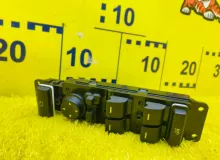 Блок управления стеклоподъемниками Land Rover RANGE ROVER 2006/Цвет 697 YUD000303PVA L322 448PN, передний правый