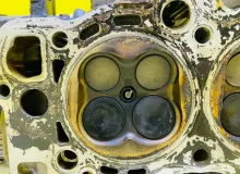 Головка блока цилиндров TOYOTA LAND CRUISER PRADO 2005/Цвет 070 1110169136 VZJ120G 5VZFE, передняя левая