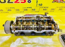 Головка блока цилиндров TOYOTA LAND CRUISER PRADO 2005/Цвет 070 1110169136 VZJ120G 5VZFE, передняя правая