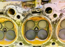 Головка блока цилиндров TOYOTA LAND CRUISER PRADO 2002/Цвет 070 1110169136 VZJ120W 5VZFE, передняя правая