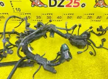 Коса двс HONDA VEZEL 2014/Цвет NH788P 3211051EJ00 RU4 LEB, передняя