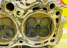 Головка блока цилиндров TOYOTA LAND CRUISER PRADO 2003/Цвет 070 1110169136 VZJ121W 5VZFE, передняя левая