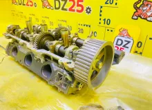 Головка блока цилиндров TOYOTA LAND CRUISER PRADO 2003/Цвет 070 1110169136 VZJ121W 5VZFE, передняя левая