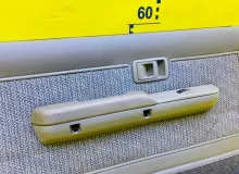 Обшивка дверей TOYOTA LAND CRUISER 1992/Цвет 26P 6762060690 HZJ77HV 1HZ, передняя левая