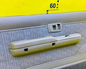 Обшивка дверей TOYOTA