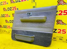 Обшивка дверей TOYOTA LAND CRUISER 1992/Цвет 26P 6761060680 HZJ77HV 1HZ, передняя правая