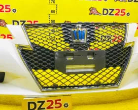 Бампер Toyota