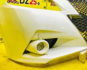Бампер Toyota