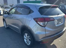 Бампер HONDA VEZEL 2014/Цвет NH823M 71101T7A000ZE RU3 LEB, передний