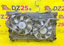 Радиатор основной LEXUS CT200H 2010/Цвет 4V3 1640037240 ZWA10 2ZRFXE, передний
