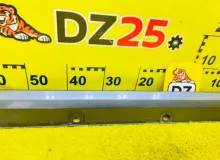 Накладка на порог TOYOTA LAND CRUISER PRADO 2003/Цвет 070 7585260050 VZJ121W 5VZFE, передняя левая