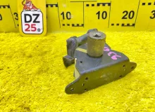 Крепление запасного колеса TOYOTA LAND CRUISER PRADO 2005/Цвет 070 5190035380 VZJ120G 5VZFE, заднее