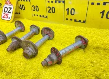 Болт регулировочный TOYOTA SEQUOIA 2008/Цвет 040 4819034020 USK60L 3URFE, задний