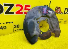 Кожух тормозного диска TOYOTA LAND CRUISER PRADO 2003/Цвет 070 4778260120 VZJ121W 5VZFE, передний левый