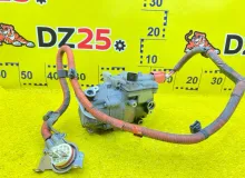 Компрессор кондиционера TOYOTA COROLLA FIELDER 2014/Цвет 1F7 8837012010 NKE165G 1NZFXE, передний