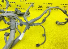 Коса двс TOYOTA ESQUIRE 2014/Цвет 202 8212128B50 ZWR80G 2ZRFXE, передняя