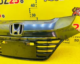 Решетка радиатора HONDA