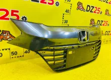 Решетка радиатора HONDA VEZEL 2014/Цвет NH731P 71121T7B00 RU3 LEB, передняя
