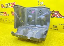 Крепление аккумулятора TOYOTA LAND CRUISER 1993/Цвет 6M1 7404360010 FZJ80G 1FZFE, переднее левое