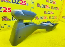 Бардачок между сиденьями HONDA FIT 2014/Цвет NH823M 83452T5C003ZA GP5 LEB, передний